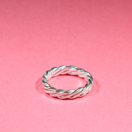 Chunky twist ring product